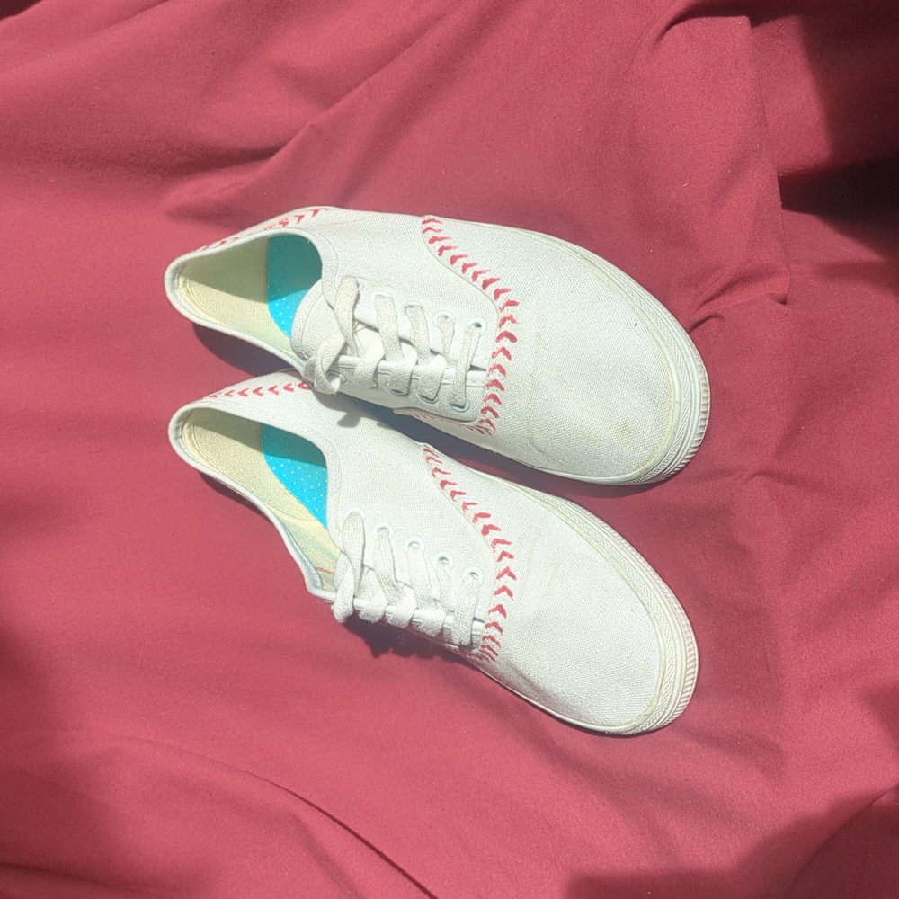 White City Sneaks Sneakers with Red Baseball Design